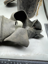 Charger l'image dans la galerie, WW2 British Civilian Gas Mask in Private Purchase Carrying Tin
