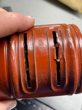 Lade das Bild in den Galerie-Viewer, Original WW2 British Army General Service Respirator &amp; Bag in excellent condition - The Militaria Shop
