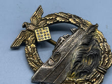 Charger l&#39;image dans la galerie, WW2 German Kriegsmarine E-boat Badge with Diamonds
