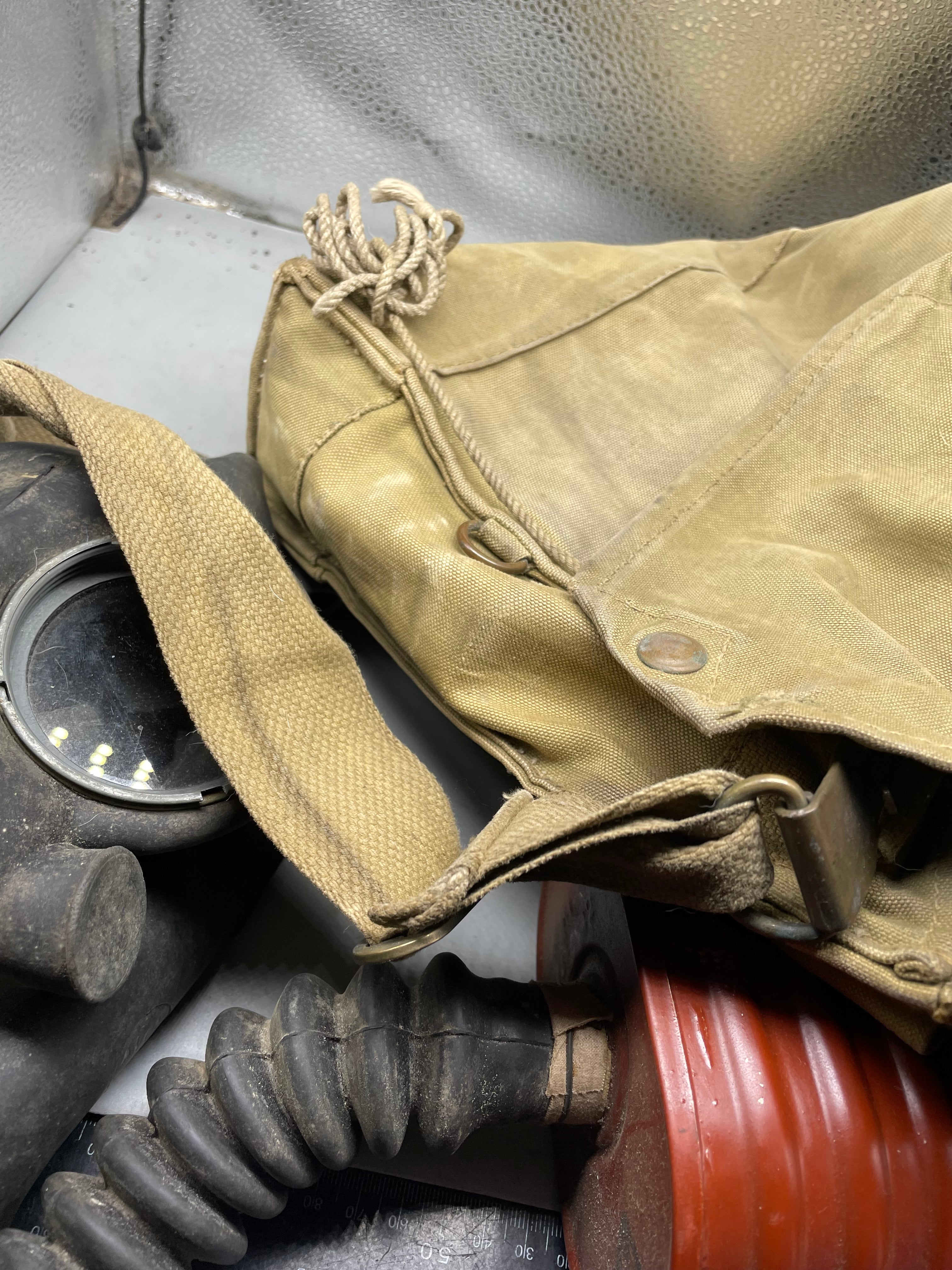 Original WW2 British Army General Service Respirator & Bag in excellent condition - The Militaria Shop