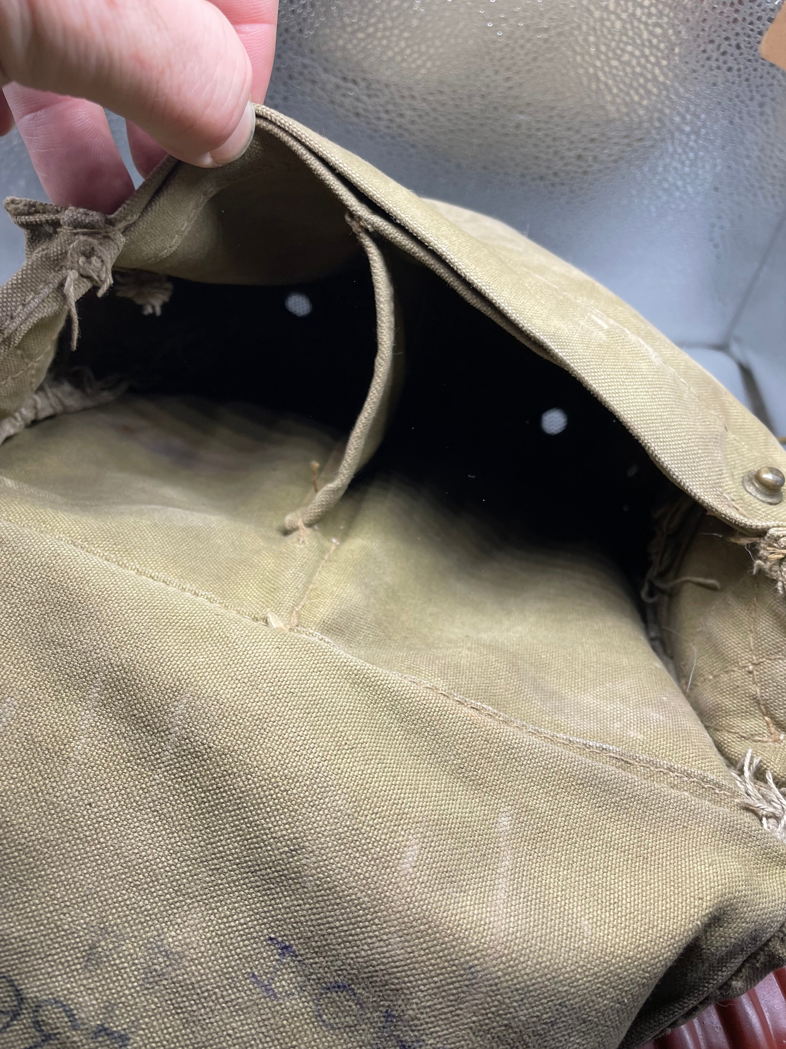 Original WW2 British Army General Service Respirator & Bag in excellent condition - The Militaria Shop
