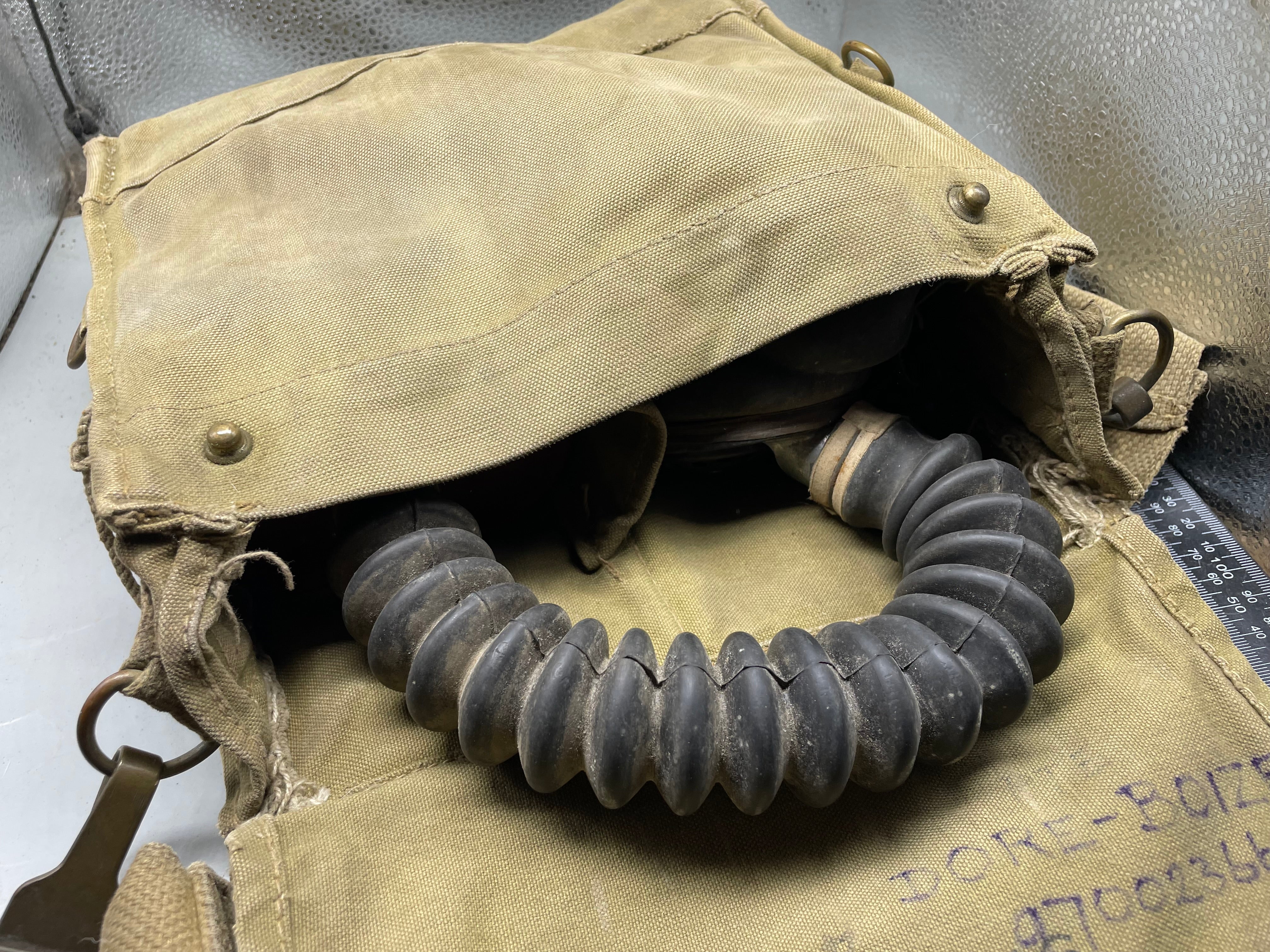 Original WW2 British Army General Service Respirator & Bag in excellent condition - The Militaria Shop