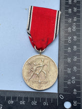 Charger l&#39;image dans la galerie, Original German WWII Austrian Anschluss Commemorative Medal - Maker Marked
