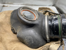 Charger l'image dans la galerie, Original British Home Front Warden's Gas Mask in Correct Canvas Bag - The Militaria Shop
