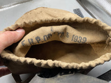 Charger l'image dans la galerie, Original British Home Front Warden's Gas Mask in Correct Canvas Bag - The Militaria Shop

