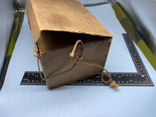 Charger l&#39;image dans la galerie, WW2 British Home Front Civilian Pattern Gas Mask in Box
