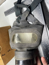 Charger l'image dans la galerie, Original British Civilian Gas Mask in Cardboard Carrying Box
