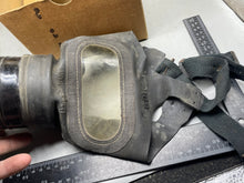 Charger l'image dans la galerie, Original British Civilian Gas Mask in Cardboard Carrying Box
