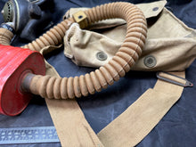 Charger l&#39;image dans la galerie, Original WW2 British Army 1941 Dated Long Hose Gas Mask Set
