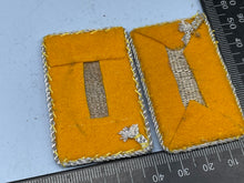 Load image into Gallery viewer, Pair of WW2 German Luftwaffe Collar Badges - The Militaria Shop
