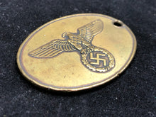 Lade das Bild in den Galerie-Viewer, WW2 German Gestapo Criminal Police Officer’s Identity Dog Tag Reproduction
