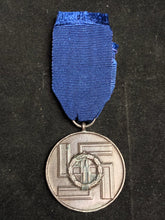 Load image into Gallery viewer, WW2 German SS 8 Years of Service Medal Reproduction
