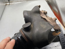 Charger l'image dans la galerie, WW2 British Home Front Wardens / Fire Watchers Gas Mask - ARP - The Militaria Shop
