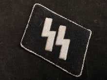 Charger l&#39;image dans la galerie, WW2 German SS Collar Tab Reproduction
