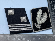Load image into Gallery viewer, Pair of WW2 German SS Collar Badges - The Militaria Shop
