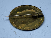 Load image into Gallery viewer, Original WW2 German Day Badge - Tinnie - The Militaria Shop
