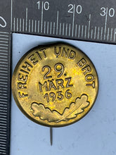 Load image into Gallery viewer, Original WW2 German Day Badge - Tinnie - The Militaria Shop
