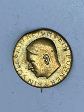 Lade das Bild in den Galerie-Viewer, Original WW2 German Day Badge - Tinnie - The Militaria Shop
