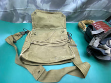 Load image into Gallery viewer, Original WW2 British Army Service Gas Mask in Bag - 1941 / 42 Dated
