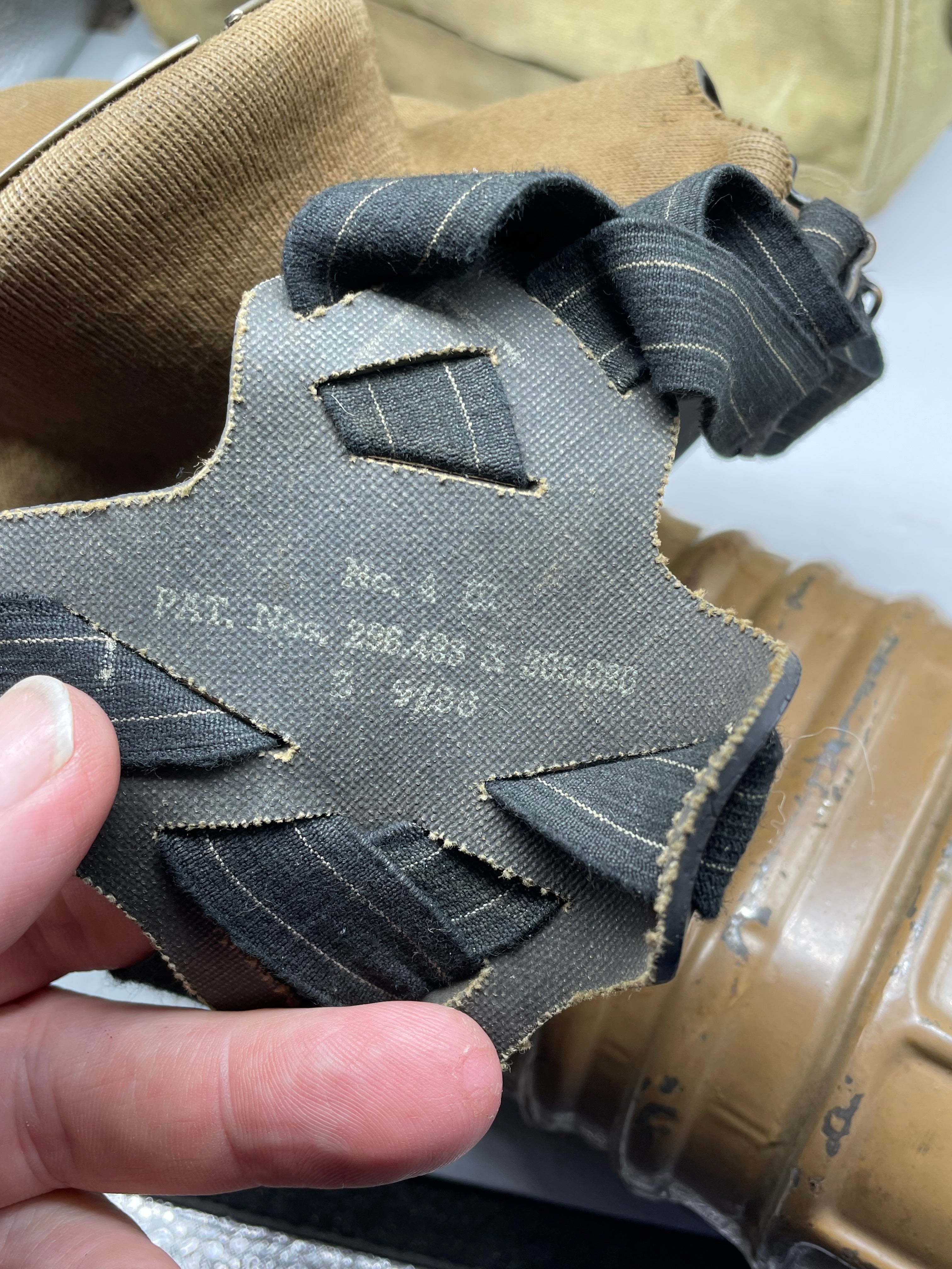 Original WW2 British Army GSR General Service Respirator Gas Mask & Bag - The Militaria Shop