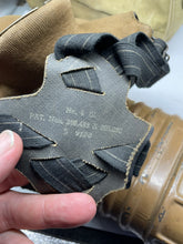 Charger l'image dans la galerie, Original WW2 British Army GSR General Service Respirator Gas Mask &amp; Bag - The Militaria Shop
