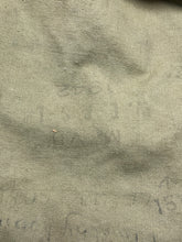 Charger l'image dans la galerie, Original WW2 British Army GSR General Service Respirator Gas Mask &amp; Bag - The Militaria Shop
