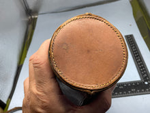 Lade das Bild in den Galerie-Viewer, WW2 British Home Front Civilian Pattern Gas Mask in Private Purchase Leather Case
