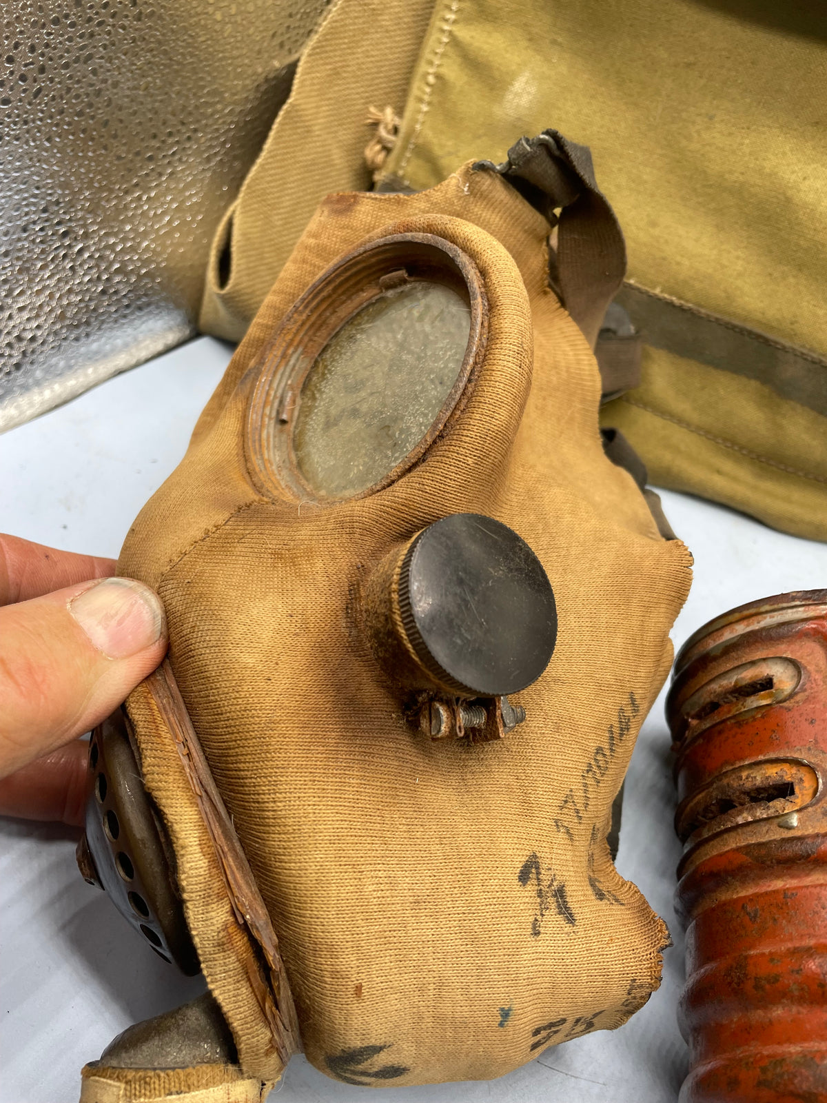 WW2 British Army T-Mic General Service Gas Mask in Bag - The Militaria Shop