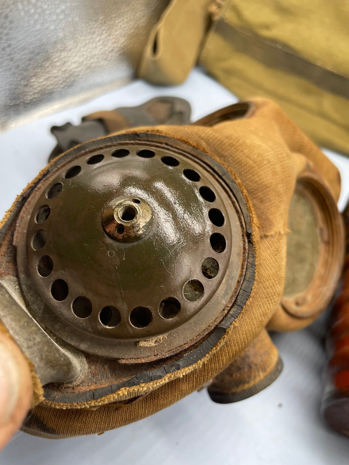 WW2 British Army T-Mic General Service Gas Mask in Bag - The Militaria Shop