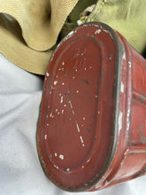 Charger l'image dans la galerie, WW2 British Army Soldiers GSR Gas Mask in Bag - 1941 Dated
