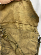 Lade das Bild in den Galerie-Viewer, WW2 British Army Soldiers General Service Gas Mask in Bag
