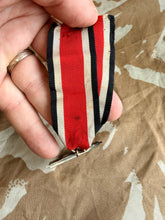 Lade das Bild in den Galerie-Viewer, Original WW2 German Army Iron Cross Medal 2nd Class EKII - Maker Marker 93 - Richard Simm &amp; Söhne
