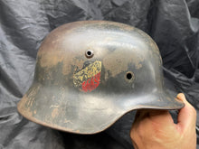 Charger l&#39;image dans la galerie, Original WW2 German Luftwaffe Double Decal Helmet - M35 Early Blue
