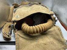 Charger l'image dans la galerie, Original WW2 British Army GSR General Service Respirator Gas Mask Set - The Militaria Shop
