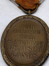 Charger l'image dans la galerie, Original WW2 German West Wall Medal (Deutsches Schutzwall-Ehrenzeichen) - The Militaria Shop

