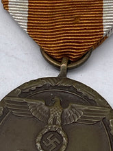 Charger l'image dans la galerie, Original WW2 German West Wall Medal (Deutsches Schutzwall-Ehrenzeichen) - The Militaria Shop
