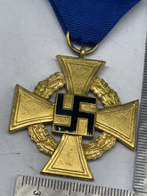 Charger l'image dans la galerie, Original WW2 German Civil Service Faithful Service Medal for 40 years - The Militaria Shop
