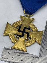Charger l'image dans la galerie, Original WW2 German Civil Service Faithful Service Medal for 40 years - The Militaria Shop

