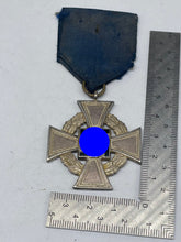 Charger l'image dans la galerie, Original WW2 German 25 Years Faithful Service Cross - The Militaria Shop
