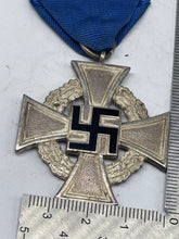 Charger l'image dans la galerie, Original WW2 German 25 Years Faithful Service Cross - The Militaria Shop
