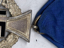 Charger l'image dans la galerie, Original WW2 German 25 Years Faithful Service Cross - The Militaria Shop

