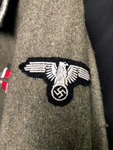 Charger l&#39;image dans la galerie, German Waffen-SS M42 Uniform - 36&quot; Chest
