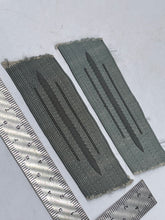 Lade das Bild in den Galerie-Viewer, Original Pair of WW2 German Army Infantry Litzen (collar badges) - The Militaria Shop
