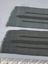 Lade das Bild in den Galerie-Viewer, Original Pair of WW2 German Army Infantry Litzen (collar badges) - The Militaria Shop
