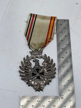 Charger l'image dans la galerie, Spanish WW2 "Blue Division" Medal for Spanish Volunteers on the Eastern Front - The Militaria Shop
