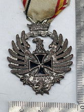Charger l'image dans la galerie, Spanish WW2 "Blue Division" Medal for Spanish Volunteers on the Eastern Front - The Militaria Shop
