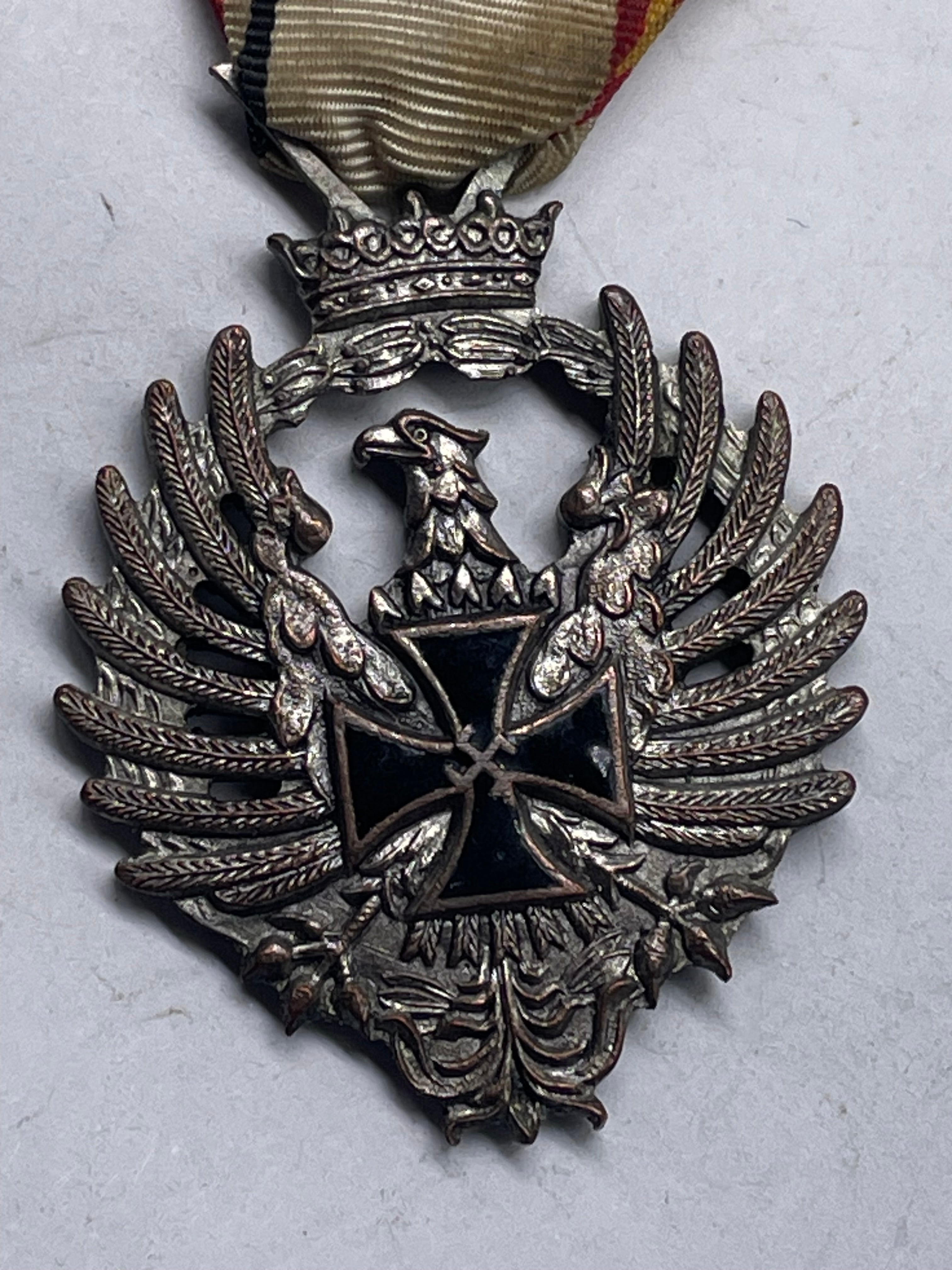 Spanish WW2 "Blue Division" Medal for Spanish Volunteers on the Eastern Front - The Militaria Shop