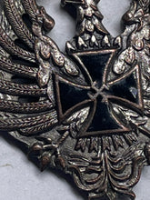 Charger l'image dans la galerie, Spanish WW2 "Blue Division" Medal for Spanish Volunteers on the Eastern Front - The Militaria Shop
