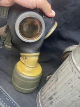 Load image into Gallery viewer, WW2 German Kriegsmarine Issue Gas Mask in Correct Navy Painted Tin
