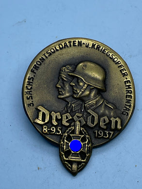 Original WW2 German Day Badge 